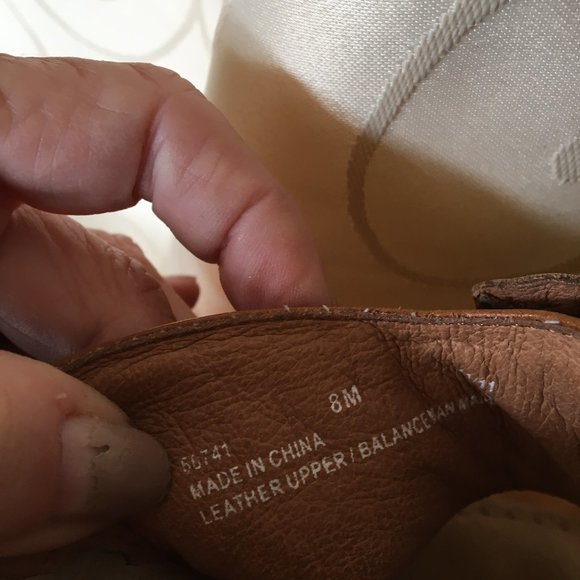 NWOT Clarks - Artisan slip on sandals - Picture 8 of 11